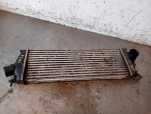 Gebruikte Intercooler Opel Vivaro 2.0 CDTI Prijs op aanvraag aangeboden door Autohandel-Smet Gebroeders NV