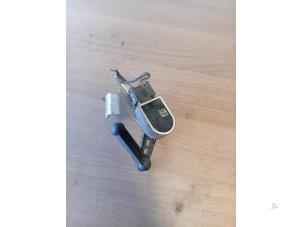 Gebruikte Stabilisatie Regel Sensor BMW 5 serie (G30) 523i 2.0 TwinPower Turbo 16V Prijs op aanvraag aangeboden door Autohandel-Smet Gebroeders NV