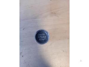 Gebruikte Start/Stop schakelaar Opel Vivaro 2.0 CDTI 177 Prijs op aanvraag aangeboden door Autohandel-Smet Gebroeders NV