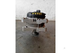 Gebruikte Dynamo Ford Fiesta 6 (JA8) 1.0 EcoBoost 12V 100 Prijs op aanvraag aangeboden door Autohandel-Smet Gebroeders NV