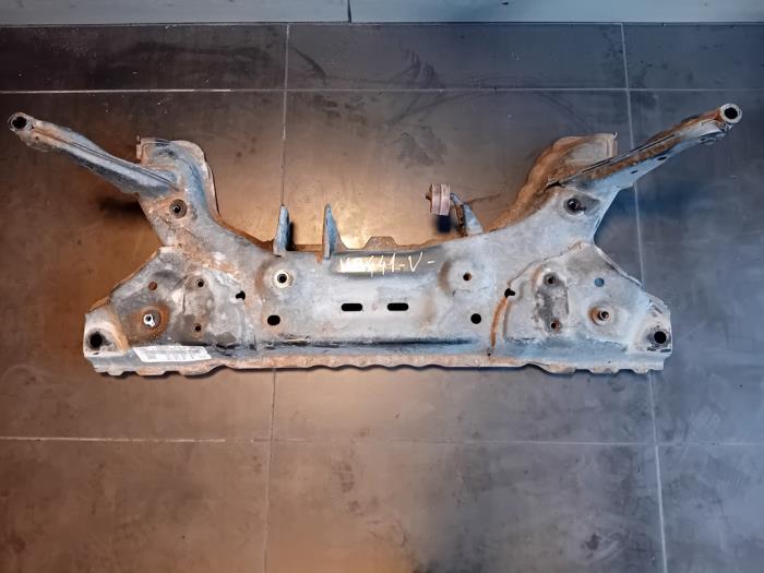 Gebruikte Subframe Ford Fiesta 6 (JA8) 1.0 EcoBoost 12V 100 Prijs op aanvraag aangeboden door Autohandel-Smet Gebroeders NV