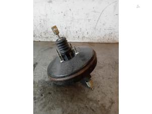 Gebruikte Rembooster Ford Fiesta 6 (JA8) 1.0 EcoBoost 12V 100 Prijs op aanvraag aangeboden door Autohandel-Smet Gebroeders NV