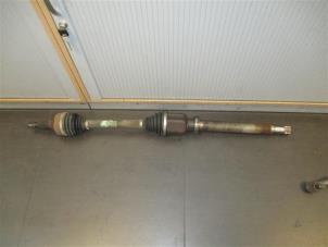 Gebruikte Steekas rechts-voor Ford Transit Custom 2.0 TDCi 16V Eco Blue 105 Prijs op aanvraag aangeboden door Autohandel-Smet Gebroeders NV