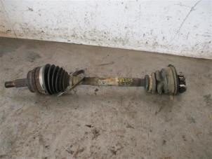 Gebruikte Cardanas links-voor (VWA) Renault Master II (FD/HD) 2.5 dCi 16V Prijs op aanvraag aangeboden door Autohandel-Smet Gebroeders NV