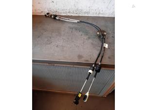 Gebruikte Schakelkabel Versnellingsbak Landrover Range Rover Evoque (LVJ/LVS) 2.0 eD 150 16V Prijs op aanvraag aangeboden door Autohandel-Smet Gebroeders NV