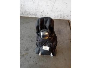 Gebruikte Versnellingspook Landrover Range Rover Evoque (LVJ/LVS) 2.0 eD 150 16V Prijs op aanvraag aangeboden door Autohandel-Smet Gebroeders NV