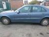 Mercedes-Benz E (W211) 2.2 E-220 CDI 16V Scherm links-voor