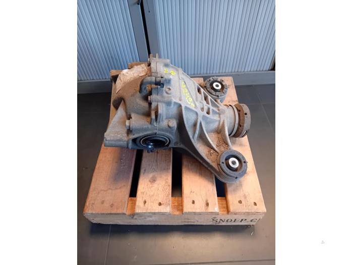 Gebruikte Cardanklok achter Jaguar XE 2.0d 180 16V Prijs op aanvraag aangeboden door Autohandel-Smet Gebroeders NV