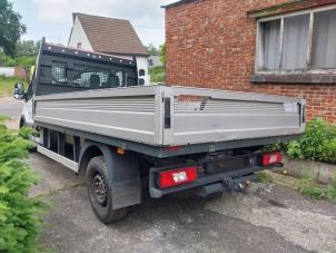 Gebruikte Laadbak Ford Transit 2.0 TDCi 16V Eco Blue 130 RWD Prijs op aanvraag aangeboden door Autohandel-Smet Gebroeders NV