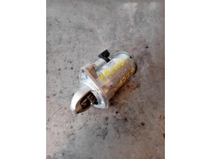 Gebruikte Startmotor Ssang Yong Tivoli Grand 1.5 T-GDi 16V Prijs op aanvraag aangeboden door Autohandel-Smet Gebroeders NV