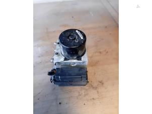 Gebruikte ABS Pomp Volkswagen Touran (1T3) 1.4 16V TSI EcoFuel Prijs op aanvraag aangeboden door Autohandel-Smet Gebroeders NV