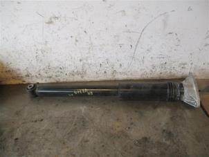 Gebruikte Schokdemper rechts-achter BMW X1 (U11) sDrive 18d 2.0 16V Prijs op aanvraag aangeboden door Autohandel-Smet Gebroeders NV