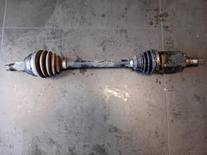 Gebruikte Aandrijfas links-voor Maserati Levante 3.0 Biturbo V6 AWD 24V Prijs op aanvraag aangeboden door Autohandel-Smet Gebroeders NV