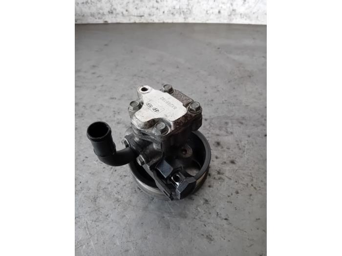 Gebruikte Pomp Servo Hyundai H-300 2.5 CRDi Prijs op aanvraag aangeboden door Autohandel-Smet Gebroeders NV