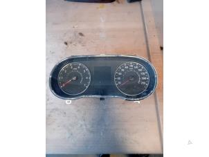 Gebruikte Kilometerteller KM Renault Master III (FV) 2.3 dCi 165 16V RWD Prijs op aanvraag aangeboden door Autohandel-Smet Gebroeders NV