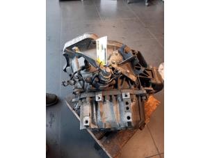 Versnellingsbak van een Fiat Ducato (250) 3.0 D 177 MultiJet II Power 2016