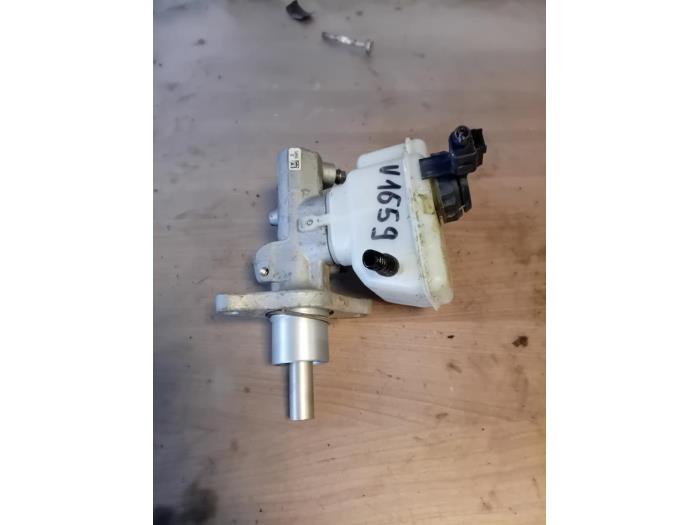 Gebruikte Hoofdremcilinder Volkswagen Caddy Combi IV 2.0 TDI 102 Prijs op aanvraag aangeboden door Autohandel-Smet Gebroeders NV