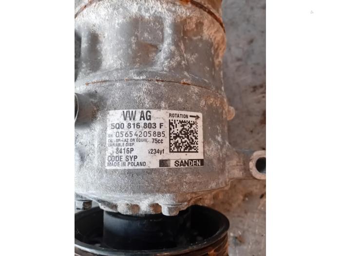 Aircopomp van een Volkswagen Caddy Combi IV 2.0 TDI 102 2018