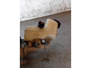 Gebruikte Hoofdremcilinder Ford Focus 4 1.0 Ti-VCT EcoBoost 12V 125 Prijs op aanvraag aangeboden door Autohandel-Smet Gebroeders NV