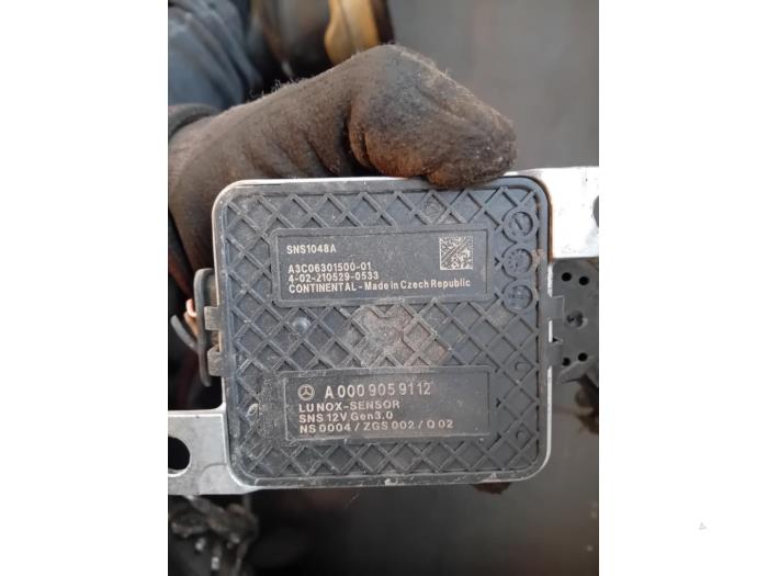 Nox sensor van een Mercedes-Benz Sprinter 3,5t (907.6/910.6) 316 CDI 2.1 D RWD 2022