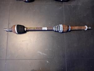 Gebruikte Homokineetas rechts-voor Renault Wind (EN/E4) Prijs op aanvraag aangeboden door Autohandel-Smet Gebroeders NV