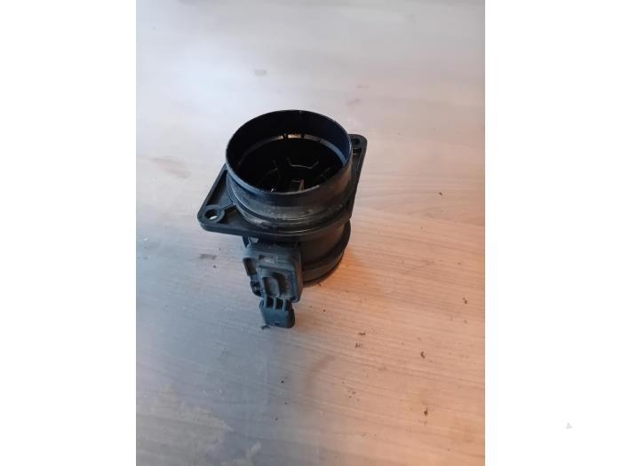 Gebruikte Luchthoeveelheidsmeter Volkswagen Polo V (6R) 1.4 TDI Prijs op aanvraag aangeboden door Autohandel-Smet Gebroeders NV