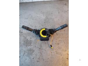 Gebruikte Combischakelaar Stuurkolom Kia Cee'd Sporty Wagon (EDF) 1.6 CRDi 90 16V Prijs op aanvraag aangeboden door Autohandel-Smet Gebroeders NV