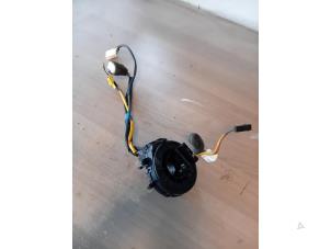 Gebruikte Gier sensor Ssang Yong Rodius 2.2 SV 220 e-XDi 16V 4WD Prijs op aanvraag aangeboden door Autohandel-Smet Gebroeders NV