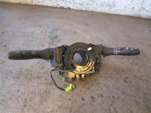 Gebruikte Licht + Raw Schakelaar Nissan Pulsar (C13) 1.2 DIG-T 16V Prijs op aanvraag aangeboden door Autohandel-Smet Gebroeders NV