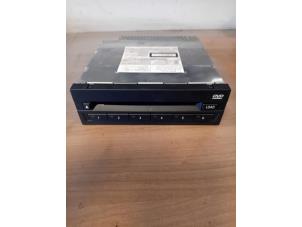 Gebruikte CD Wisselaar Mini Mini (F55) 1.5 12V Cooper D Prijs op aanvraag aangeboden door Autohandel-Smet Gebroeders NV