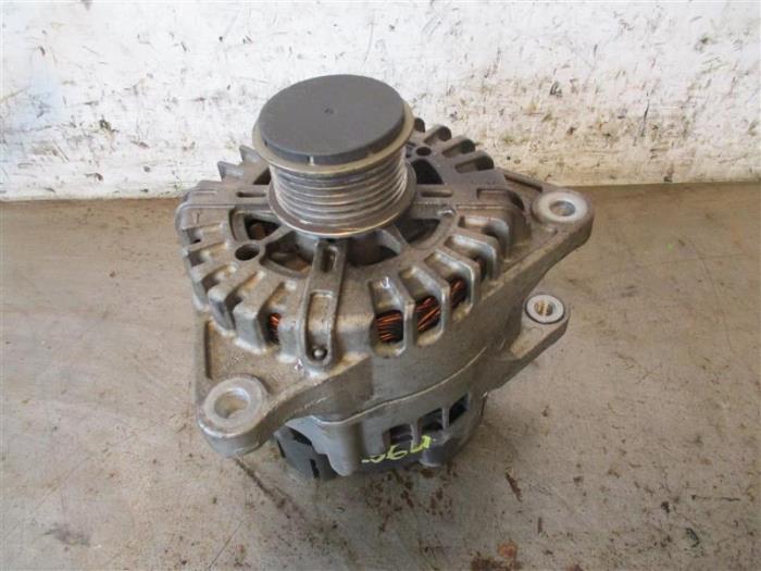 Gebruikte Dynamo Fiat Ducato (250) 2.3 D 120 Multijet Prijs op aanvraag aangeboden door Autohandel-Smet Gebroeders NV