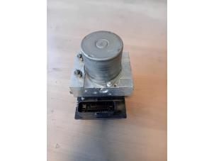 Gebruikte ABS Pomp Mercedes E (W213) E-450 3.0 V6 Turbo 24V 4-Matic Prijs op aanvraag aangeboden door Autohandel-Smet Gebroeders NV