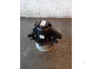 Gebruikte Aanjager Opel Grandland/Grandland X 1.2 Turbo 12V Prijs op aanvraag aangeboden door Autohandel-Smet Gebroeders NV