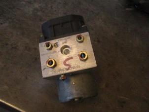 Gebruikte ABS Pomp Porsche Boxster (986) 2.5 24V Prijs op aanvraag aangeboden door Autohandel-Smet Gebroeders NV