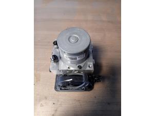 Gebruikte ABS Pomp Hyundai i20 (GBB) 1.2i 16V Prijs op aanvraag aangeboden door Autohandel-Smet Gebroeders NV