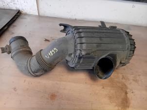 Gebruikte Luchtfilterhuis Alfa Romeo 4C (960) 1.75 TBI 16V Prijs op aanvraag aangeboden door Autohandel-Smet Gebroeders NV