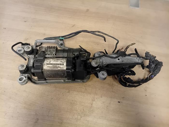 Gebruikte Compressor Porsche Macan Prijs op aanvraag aangeboden door Autohandel-Smet Gebroeders NV