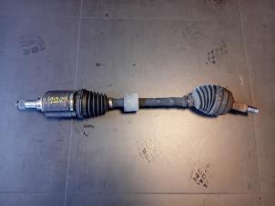 Gebruikte Homokineetas links-voor Dacia Duster (HS) 1.6 16V Hi-Flex Prijs op aanvraag aangeboden door Autohandel-Smet Gebroeders NV