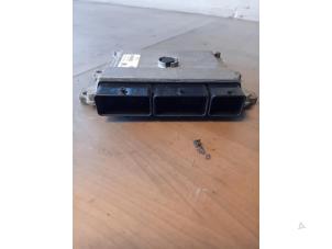 Gebruikte Computer Motormanagement Renault Captur (2R) 0.9 Energy TCE 12V Prijs op aanvraag aangeboden door Autohandel-Smet Gebroeders NV