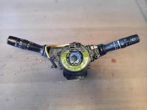 Gebruikte Combischakelaar Stuurkolom Hyundai i20 1.2i 16V Prijs op aanvraag aangeboden door Autohandel-Smet Gebroeders NV