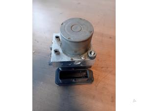 Gebruikte ABS Pomp Citroen Jumper (U9) 2.0 Blue HDi 160 Prijs op aanvraag aangeboden door Autohandel-Smet Gebroeders NV