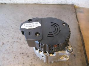 Gebruikte Dynamo Citroen Jumpy 2.0 Blue HDI 145 Prijs op aanvraag aangeboden door Autohandel-Smet Gebroeders NV