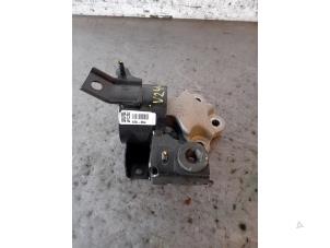 Gebruikte Motorsteun Ssang Yong Tivoli 1.2 T-GDi 12V 2WD Prijs op aanvraag aangeboden door Autohandel-Smet Gebroeders NV