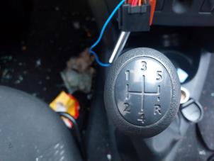 Gebruikte Versnellingsbak Dacia Logan MCV II/Sandero Wagon (7S) 1.0 Sce 12V Prijs op aanvraag aangeboden door Autohandel-Smet Gebroeders NV