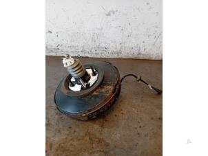 Gebruikte Rembekrachtiger Peugeot Expert (V1/VA/VB/VE/VF/VT/VY) 2.0 Blue HDi 120 16V Prijs op aanvraag aangeboden door Autohandel-Smet Gebroeders NV