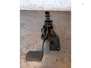 Gebruikte Rempedaal Peugeot Expert (V1/VA/VB/VE/VF/VT/VY) 2.0 Blue HDi 120 16V Prijs op aanvraag aangeboden door Autohandel-Smet Gebroeders NV