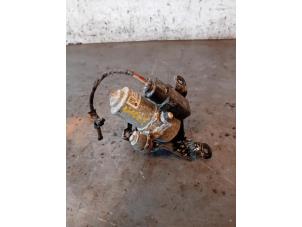 Gebruikte Extra waterpomp Volkswagen Caddy IV 1.0 TSI 12V Prijs op aanvraag aangeboden door Autohandel-Smet Gebroeders NV