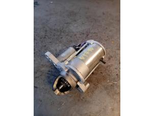 Gebruikte Startmotor Renault Captur II (RJB) 1.0 TCe 90 12V Prijs op aanvraag aangeboden door Autohandel-Smet Gebroeders NV