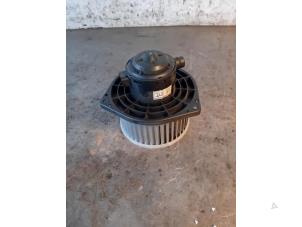 Gebruikte Blower Ssang Yong Rodius 2.2 SV 220 e-XDi 16V 2WD Prijs op aanvraag aangeboden door Autohandel-Smet Gebroeders NV