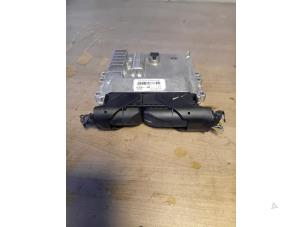 Gebruikte Computer Motormanagement Ssang Yong Rodius 2.2 SV 220 e-XDi 16V 2WD Prijs op aanvraag aangeboden door Autohandel-Smet Gebroeders NV